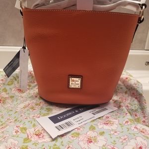 Dooney and bourke Small Thea crossbody